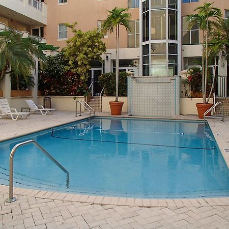 Rodeway Inn South Miami - Coral Gables Екстериор снимка