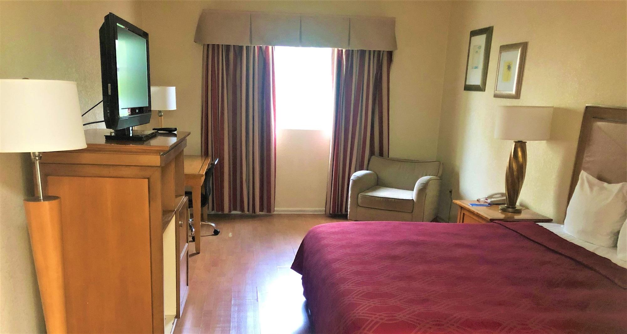 Rodeway Inn South Miami - Coral Gables Екстериор снимка