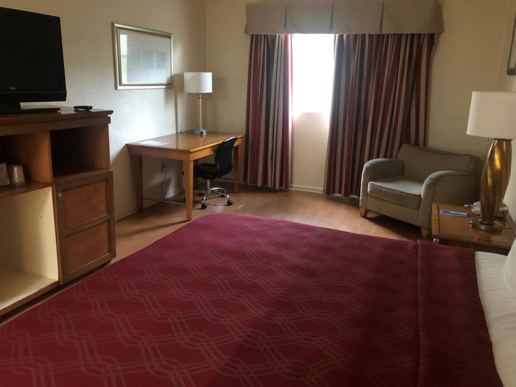 Rodeway Inn South Miami - Coral Gables Екстериор снимка