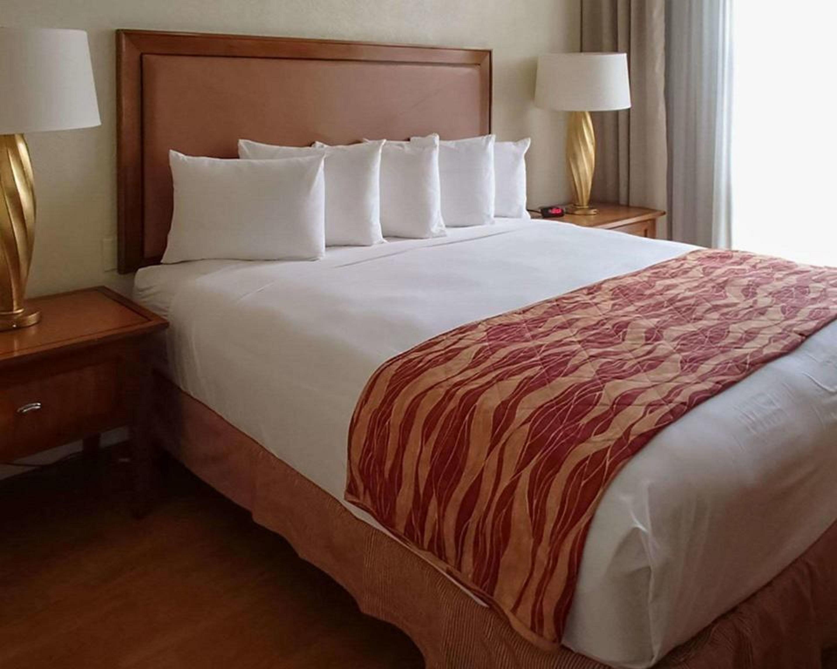 Rodeway Inn South Miami - Coral Gables Екстериор снимка