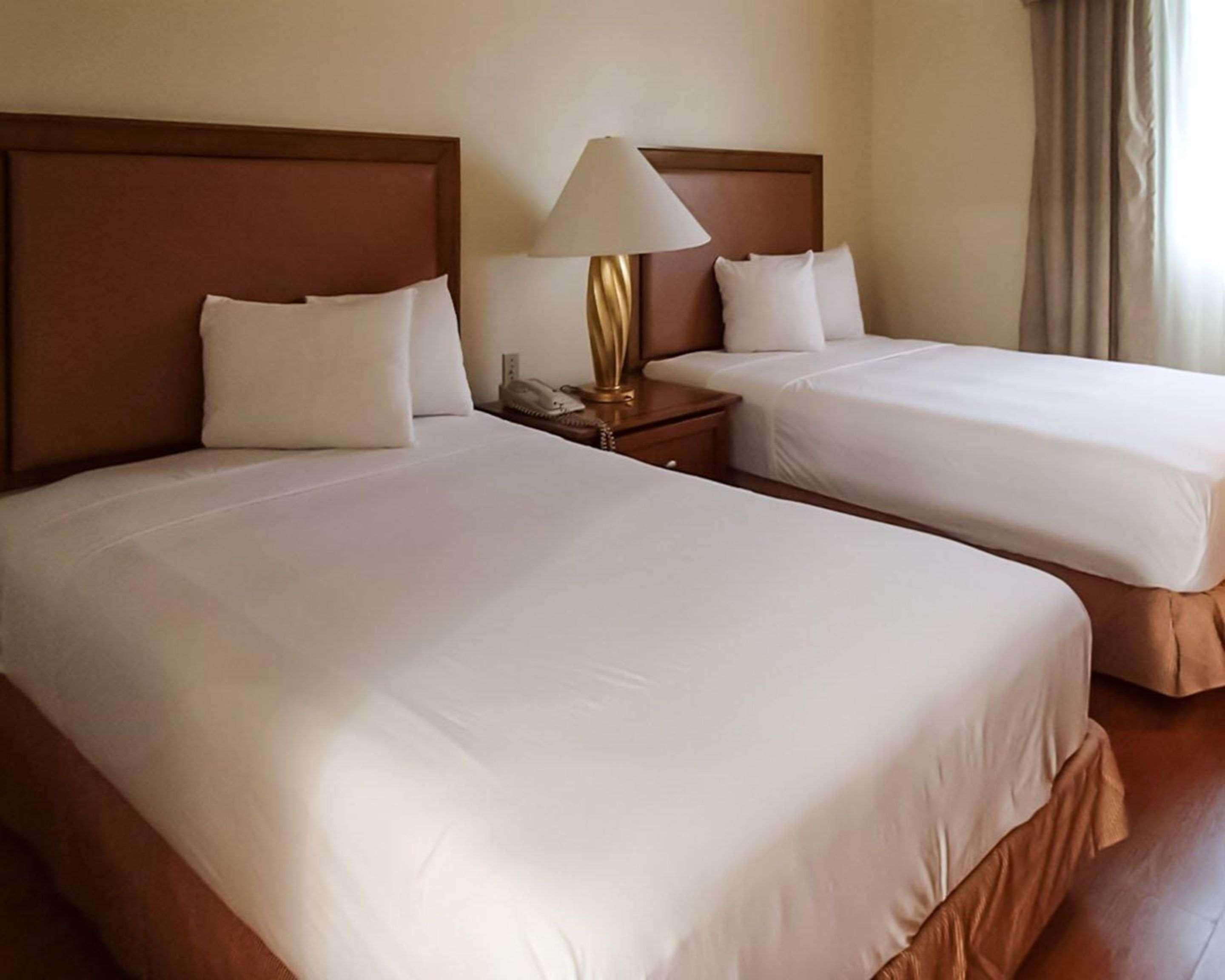 Rodeway Inn South Miami - Coral Gables Екстериор снимка