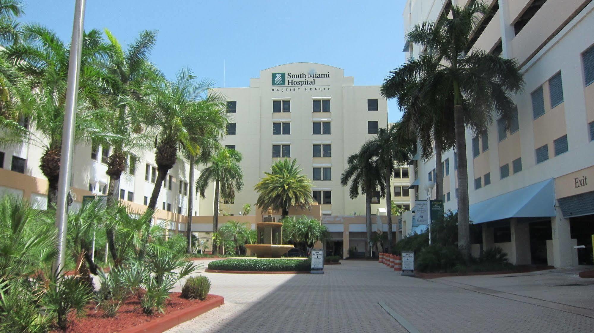 Rodeway Inn South Miami - Coral Gables Екстериор снимка