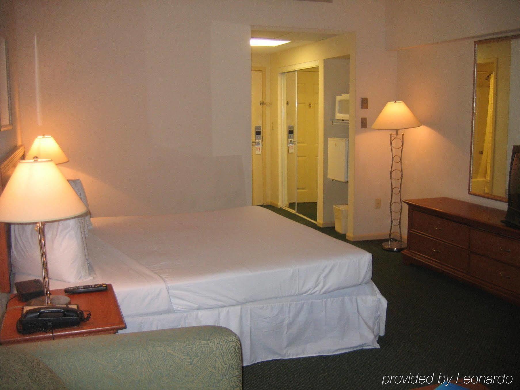 Rodeway Inn South Miami - Coral Gables Екстериор снимка