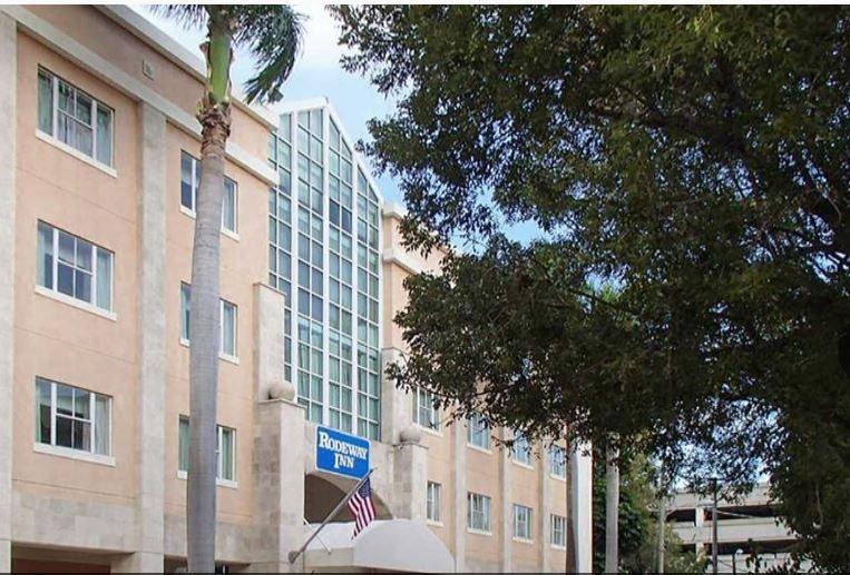 Rodeway Inn South Miami - Coral Gables Екстериор снимка